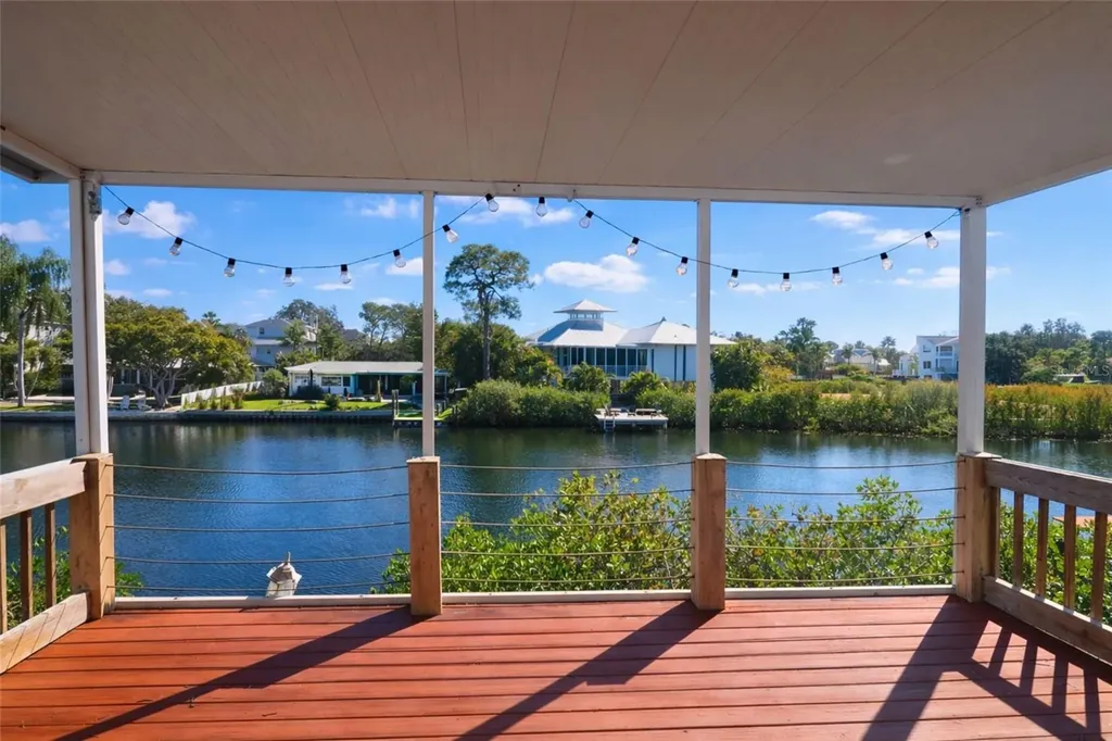 303 Lagoon Drive Palm Harbor FL 34683