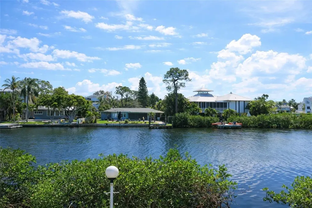 303 Lagoon Drive Palm Harbor FL 34683
