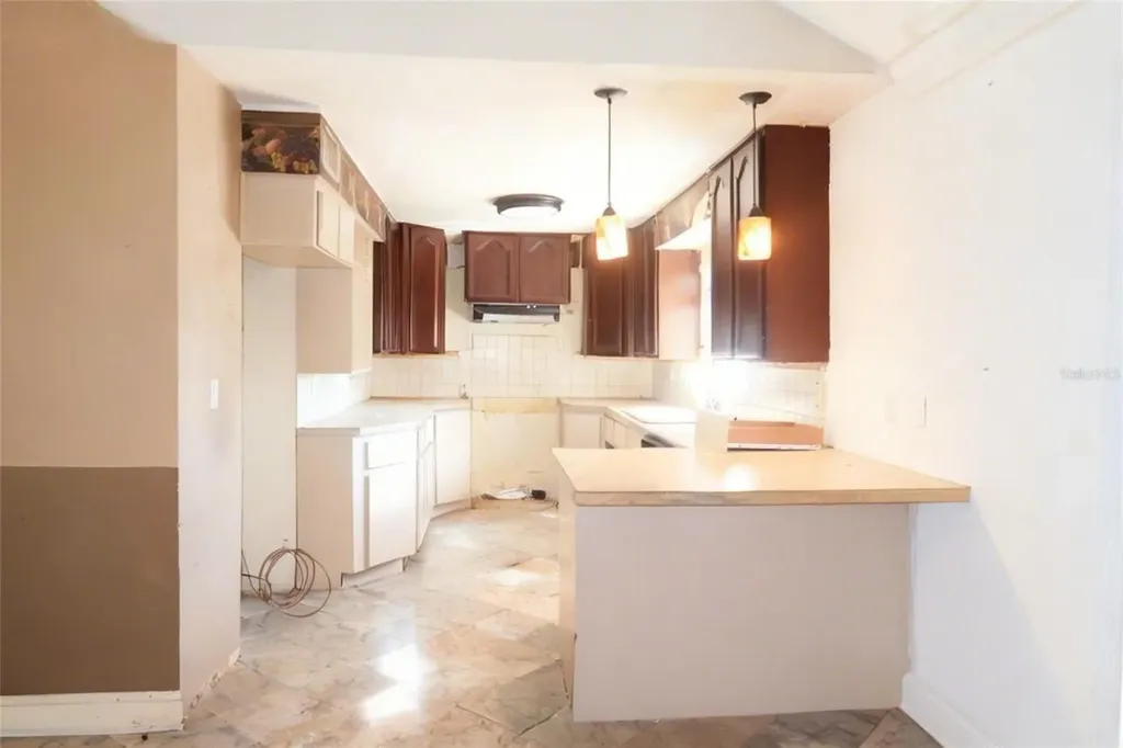 303 Lagoon Drive Palm Harbor FL 34683