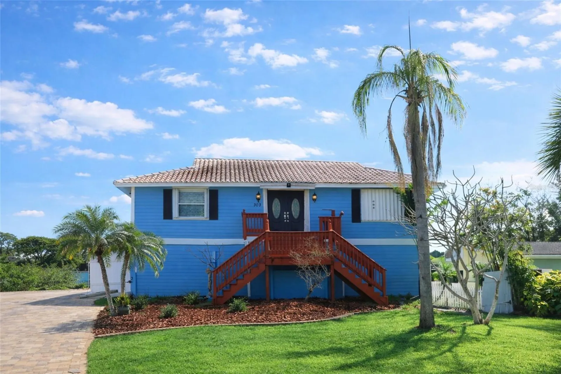 303 Lagoon Drive Palm Harbor FL 34683
