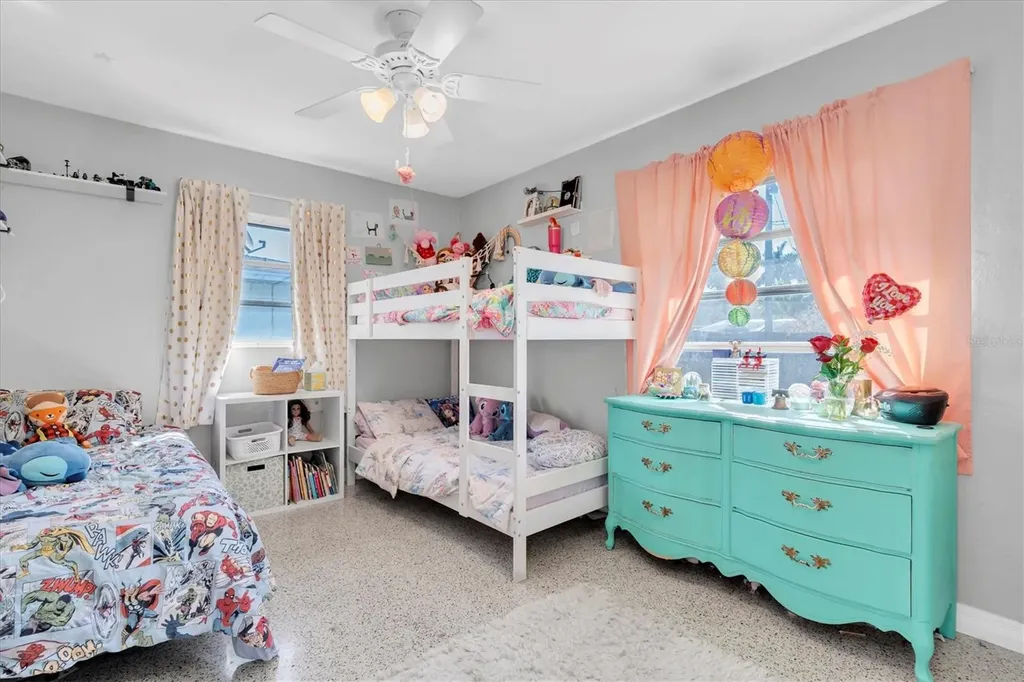 4018 26th Avenue N St Petersburg FL 33713