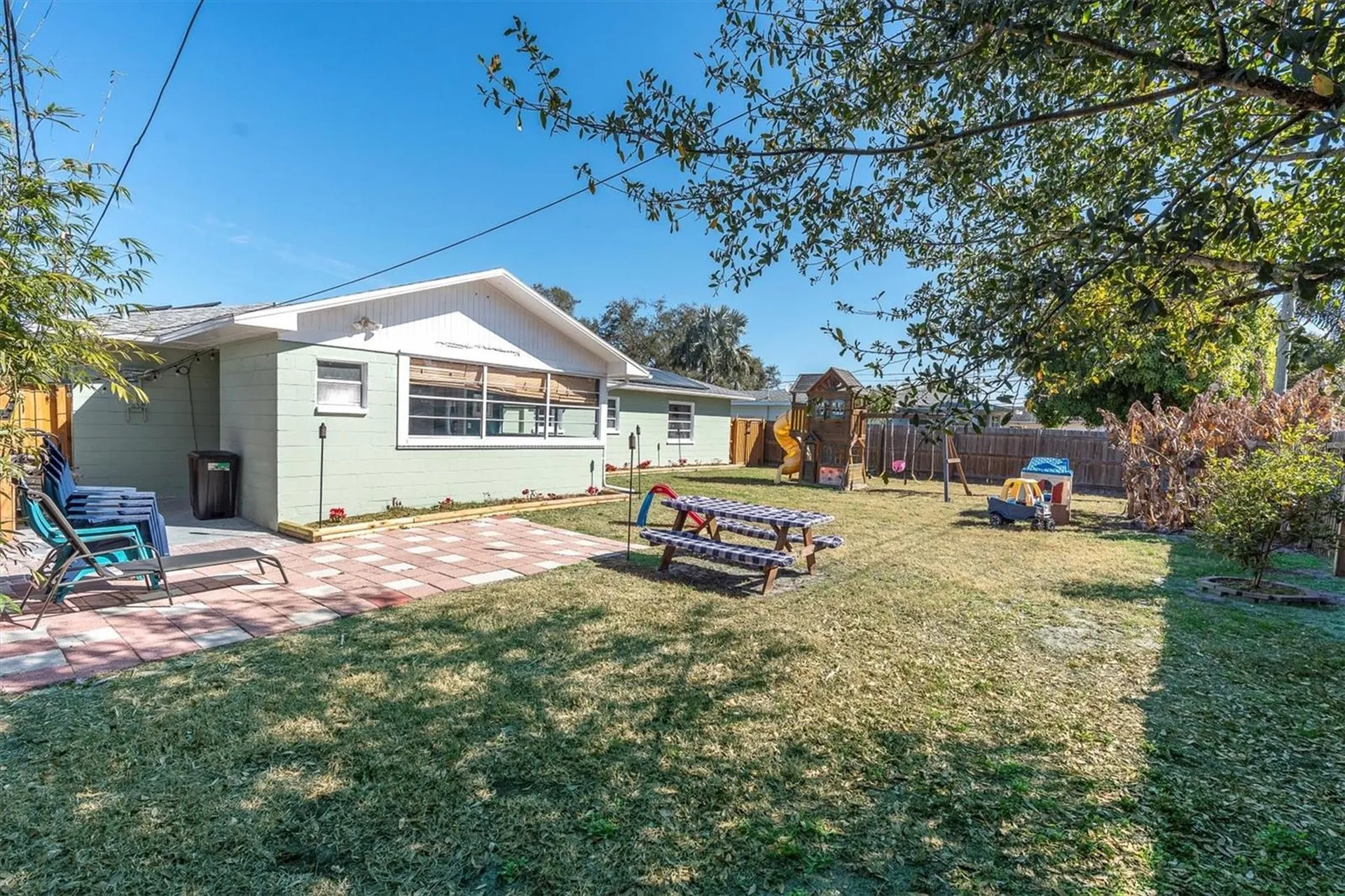 4018 26th Avenue N St Petersburg FL 33713