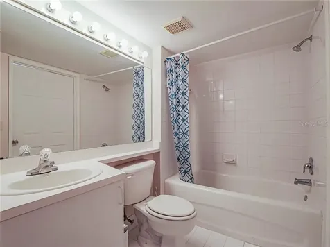 1640 N 42nd Circle Vero Beach FL 32967