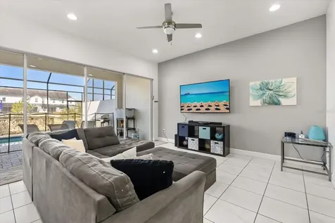 337 Captiva Drive Davenport FL 33896