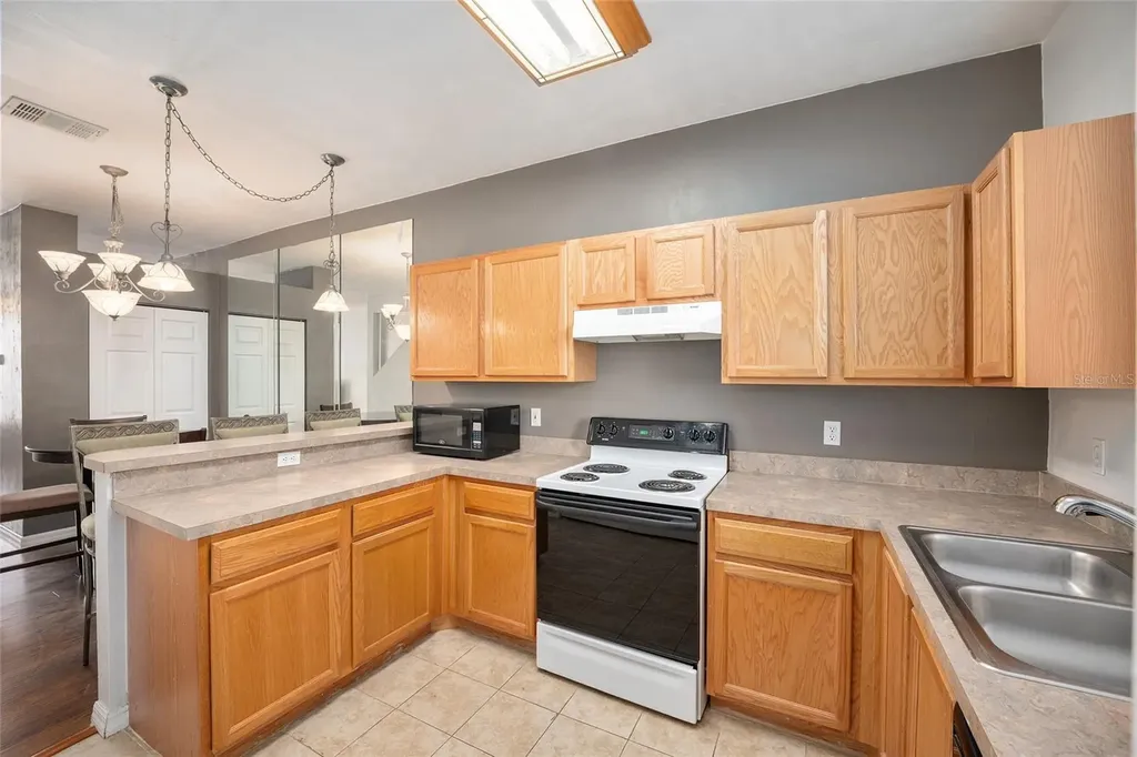 3910 SW 20th Avenue Gainesville FL 32607