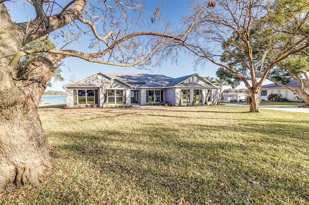 411 Edgewater Drive Polk City FL 33868
