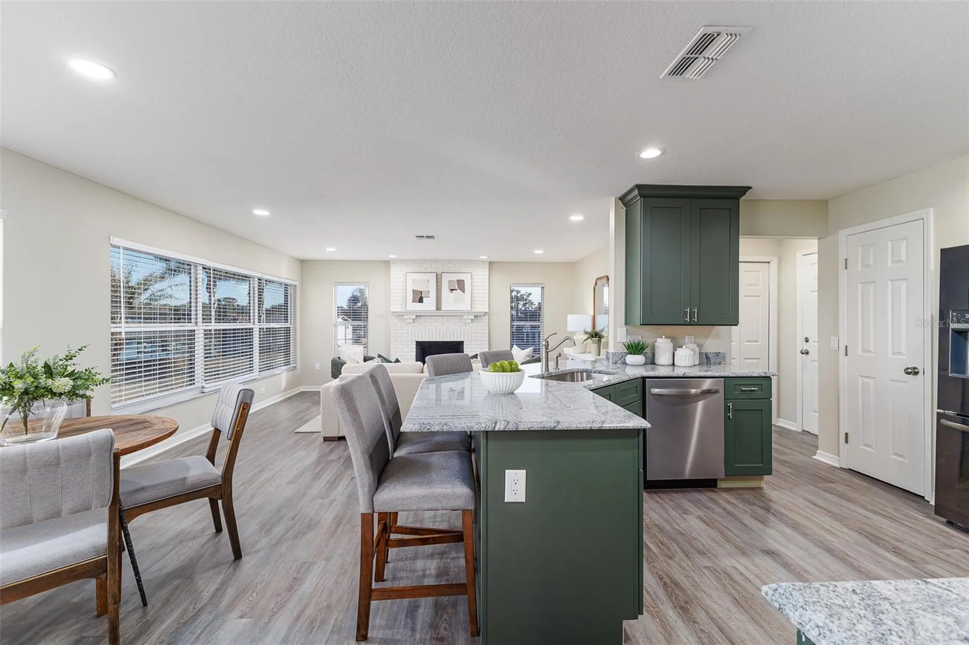 411 Edgewater Drive Polk City FL 33868