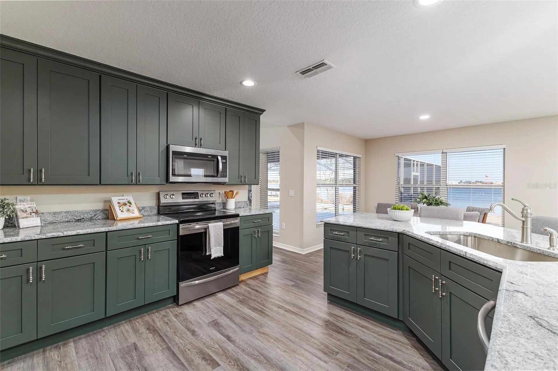 411 Edgewater Drive Polk City FL 33868