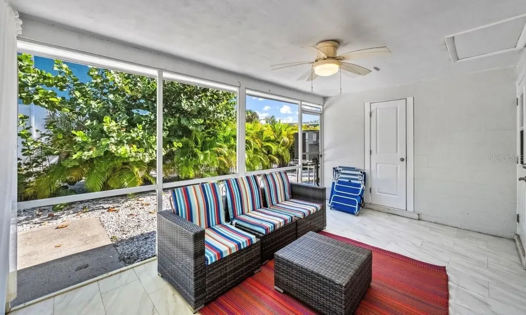 578 Companion Way Longboat Key FL 34228