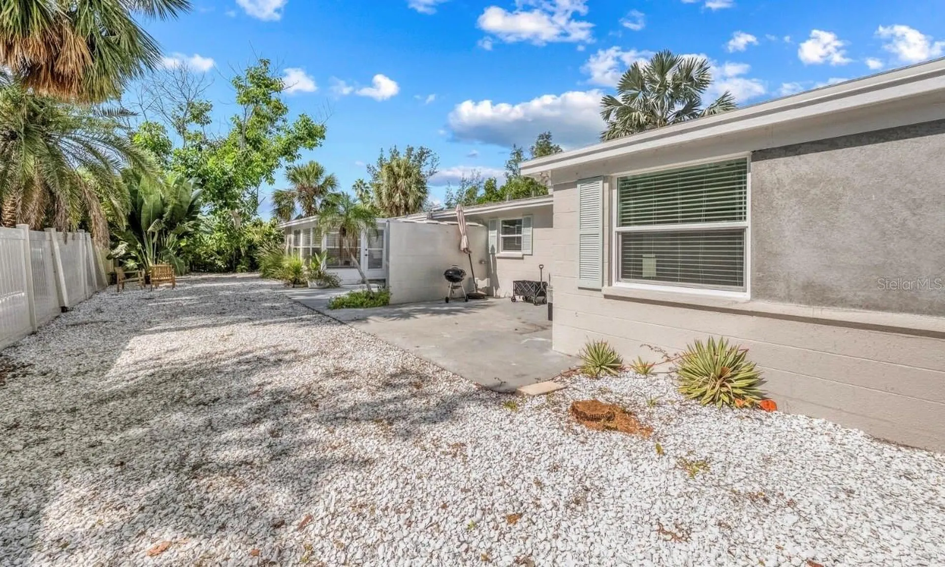 578 Companion Way Longboat Key FL 34228
