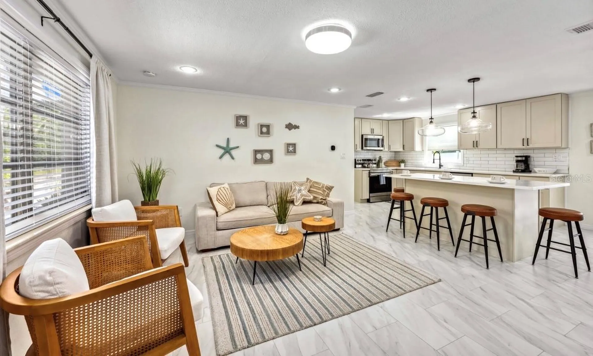 578 Companion Way Longboat Key FL 34228