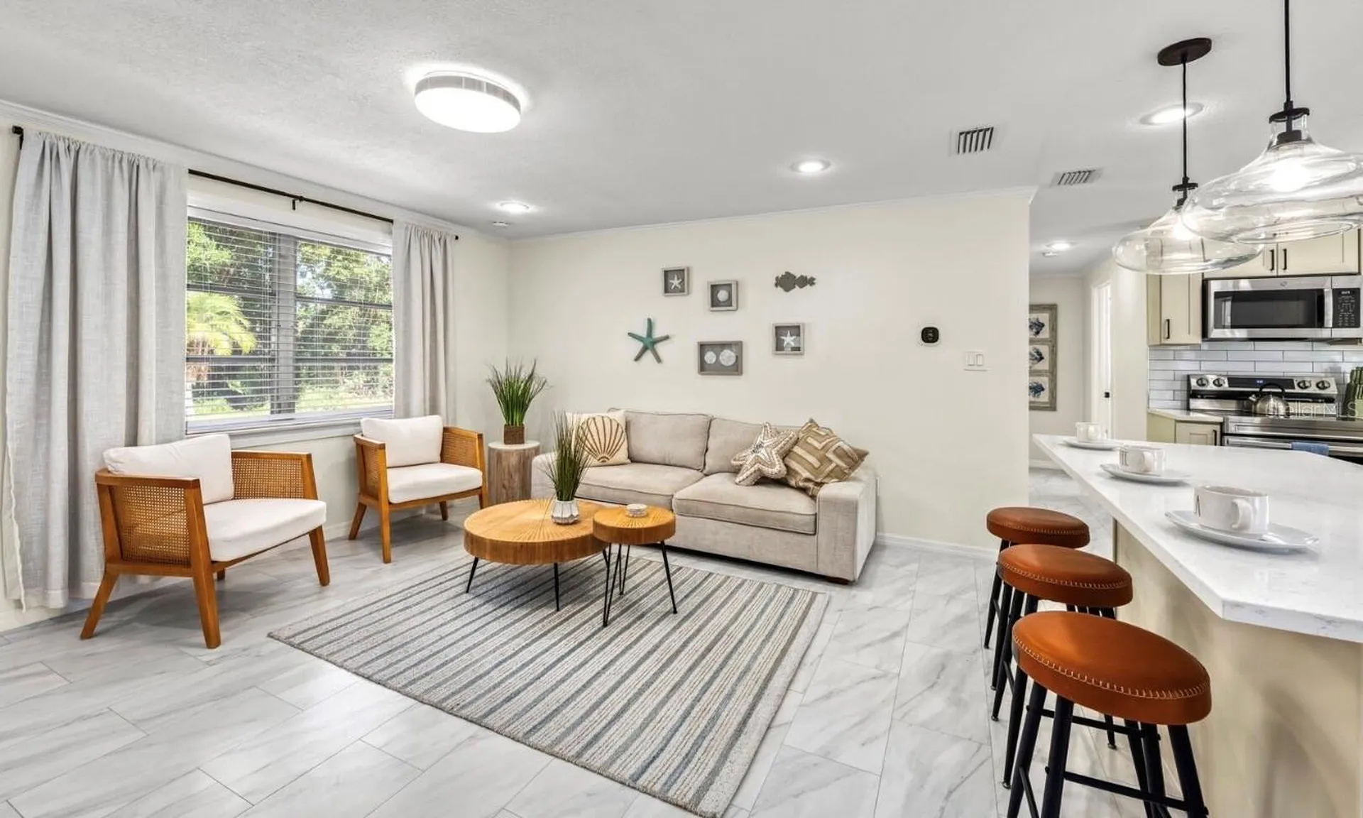 578 Companion Way Longboat Key FL 34228