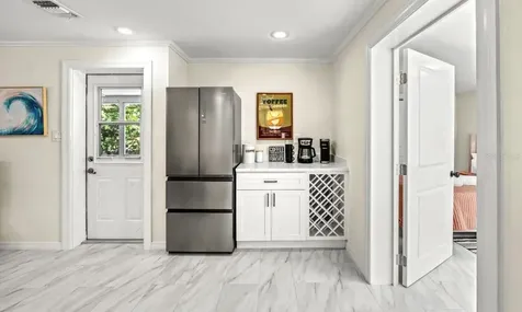 578 Companion Way Longboat Key FL 34228
