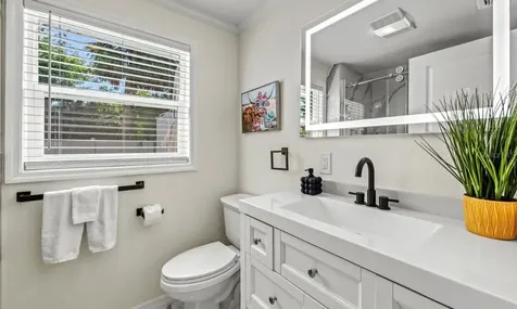 578 Companion Way Longboat Key FL 34228