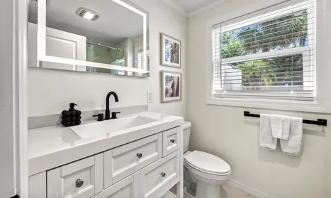578 Companion Way Longboat Key FL 34228