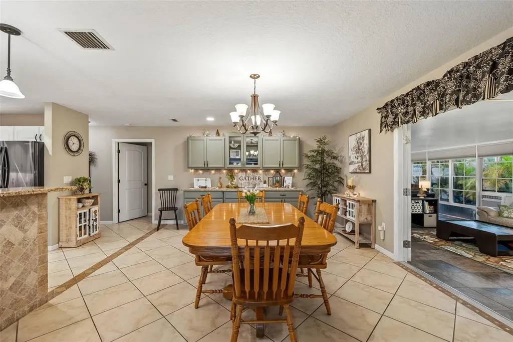 1024 Pattison Avenue Sarasota FL 34237