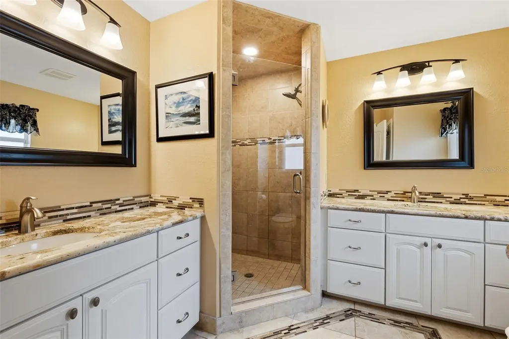 1024 Pattison Avenue Sarasota FL 34237