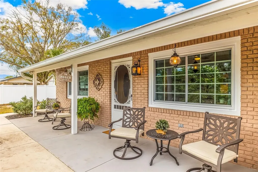 1024 Pattison Avenue Sarasota FL 34237