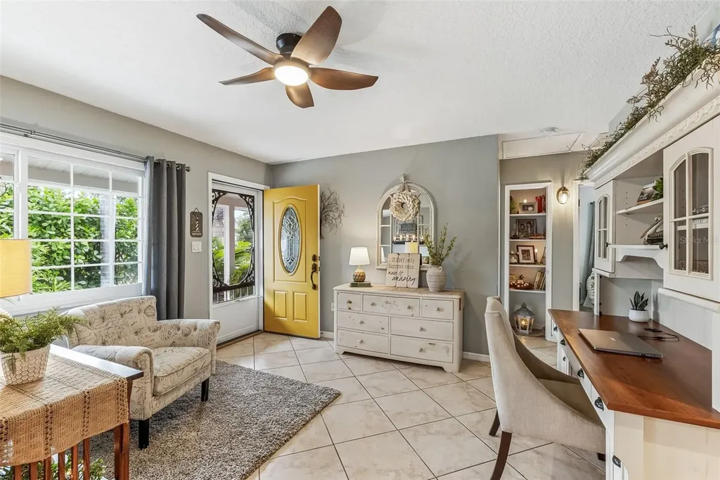 1024 Pattison Avenue Sarasota FL 34237