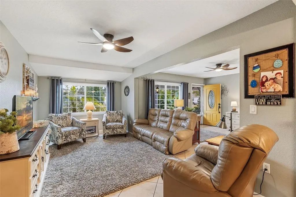1024 Pattison Avenue Sarasota FL 34237