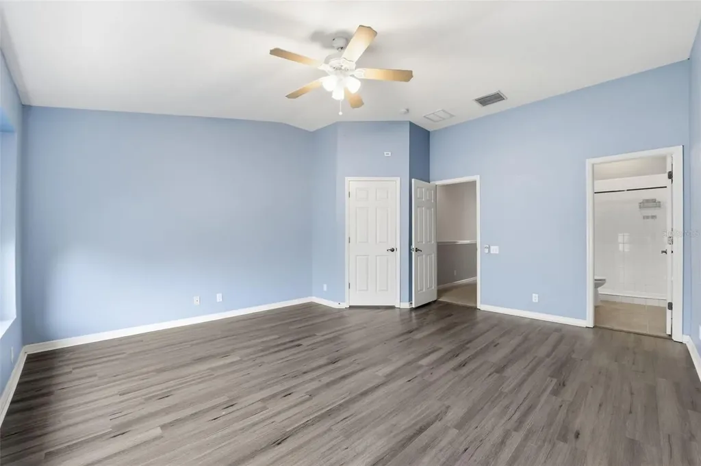 11840 13th Way N St Petersburg FL 33716