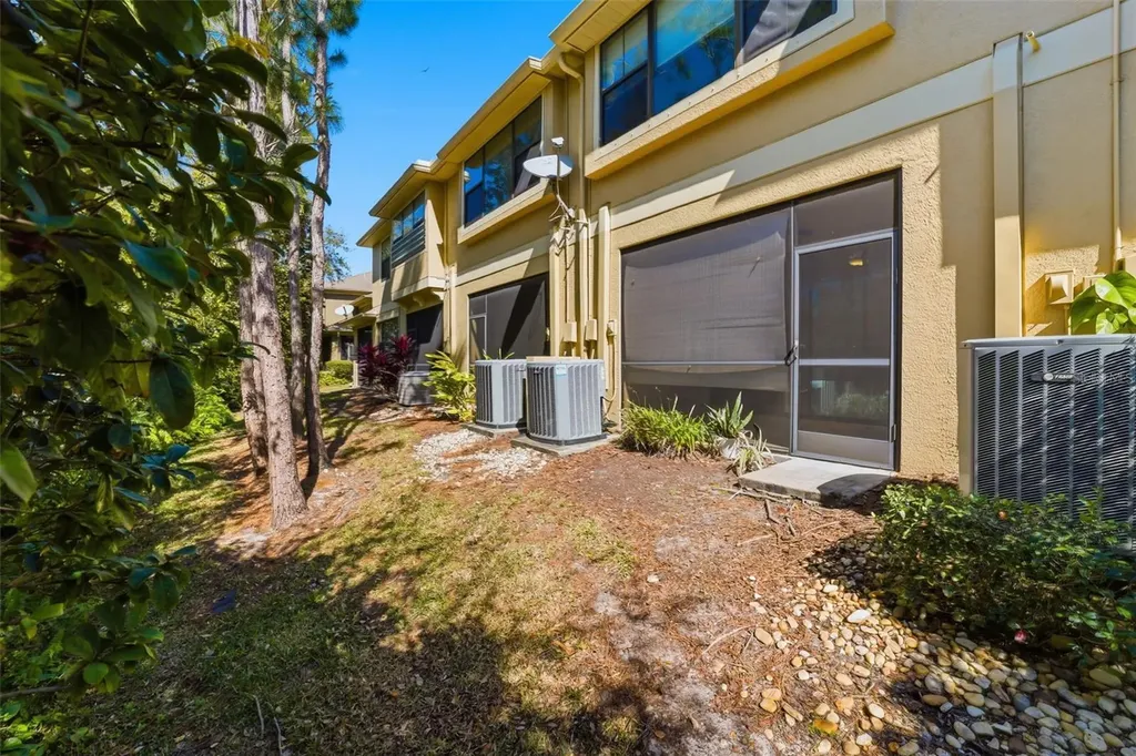 11840 13th Way N St Petersburg FL 33716