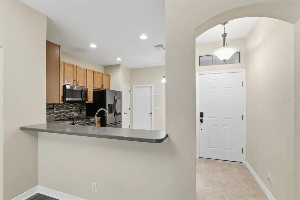 11840 13th Way N St Petersburg FL 33716