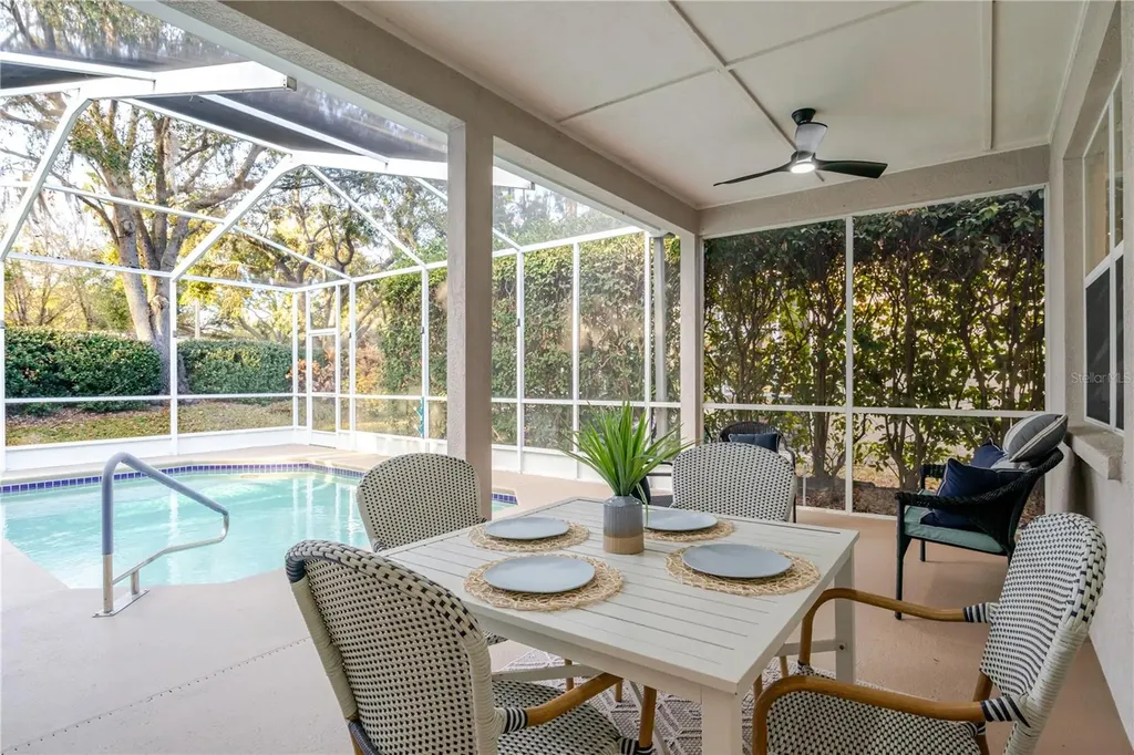 10208 Thicket Point Way Tampa FL 33647