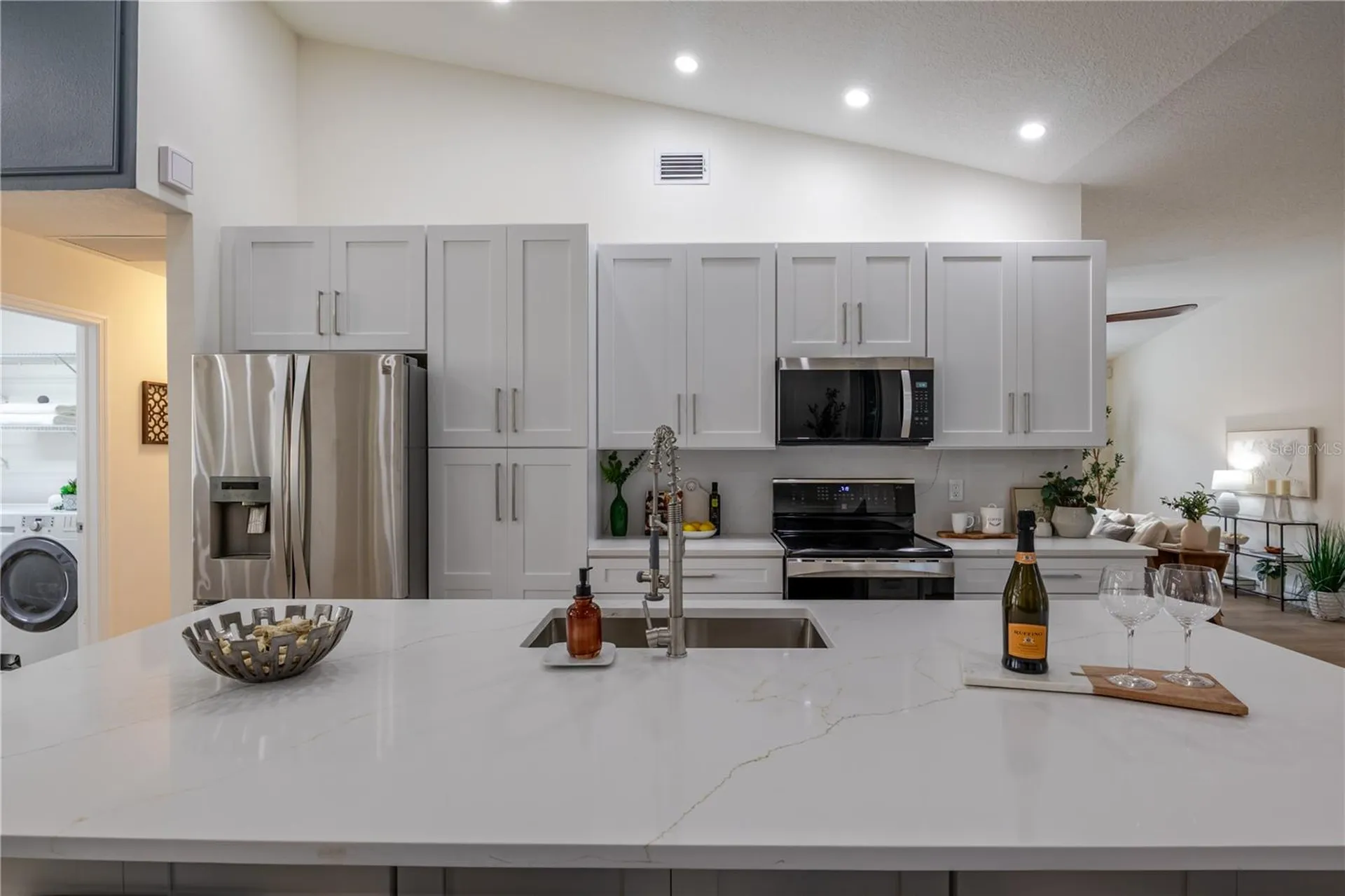 10208 Thicket Point Way Tampa FL 33647