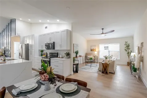 10208 Thicket Point Way Tampa FL 33647