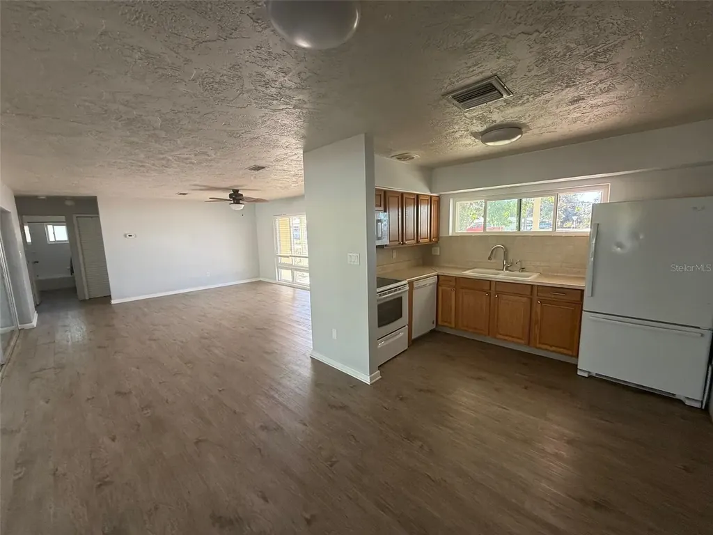 2725 Terry Lane Sarasota FL 34231
