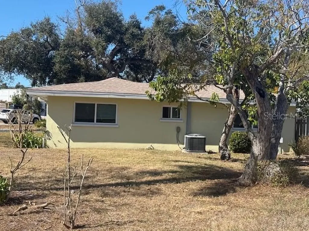 2725 Terry Lane Sarasota FL 34231