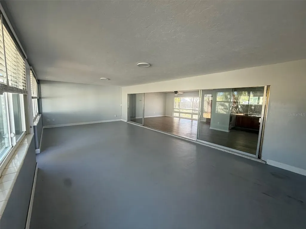 2725 Terry Lane Sarasota FL 34231