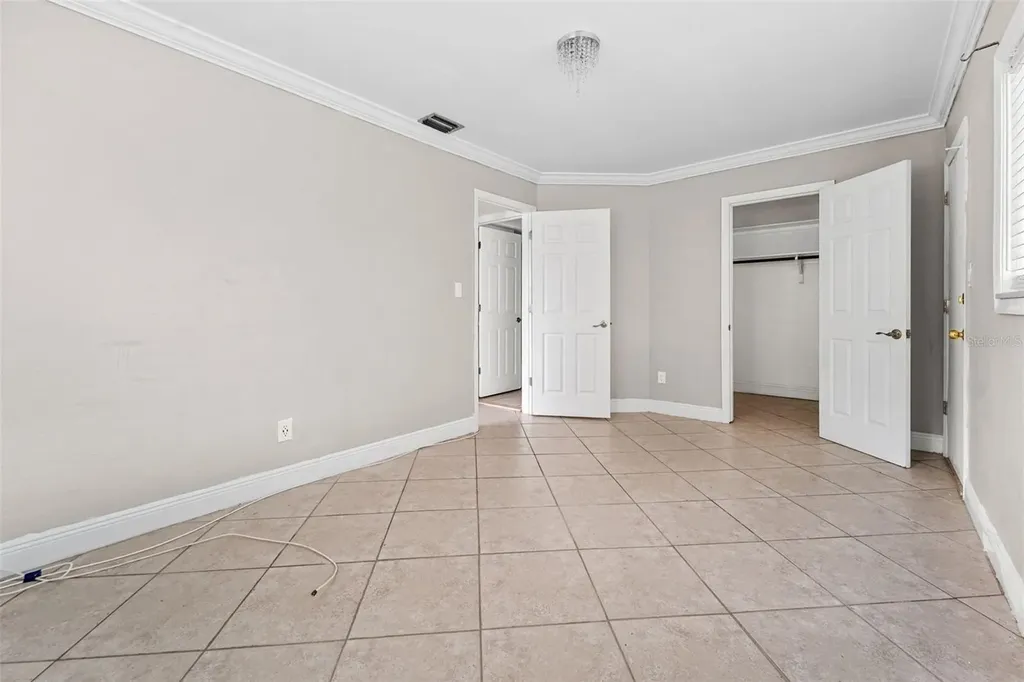 1345 Drew Street Clearwater FL 33755