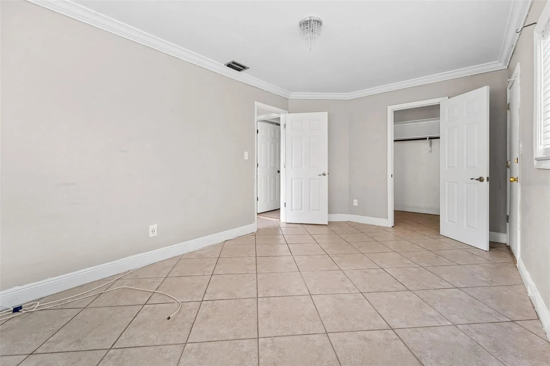 1345 Drew Street Clearwater FL 33755