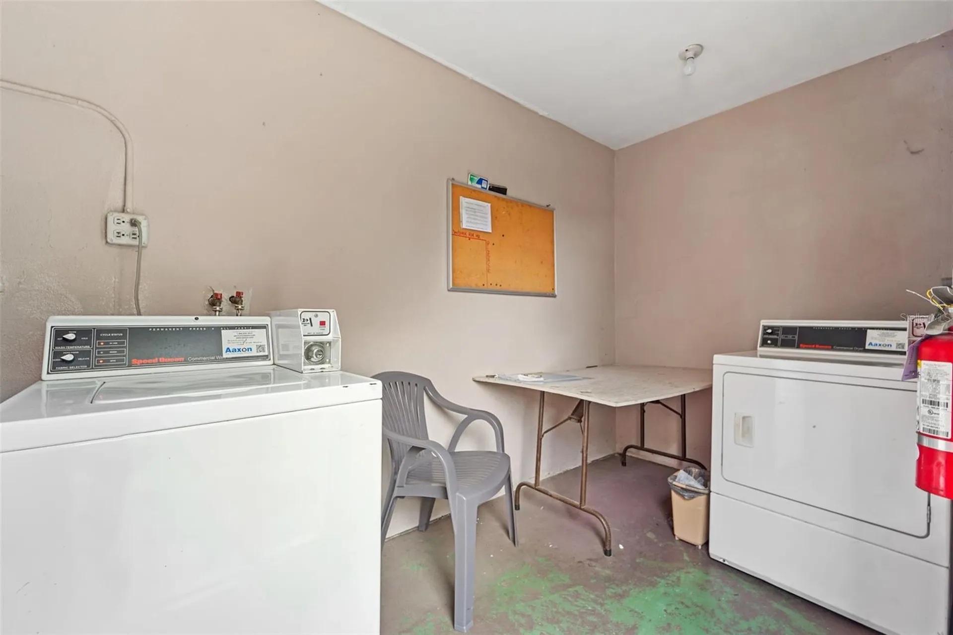 1345 Drew Street Clearwater FL 33755