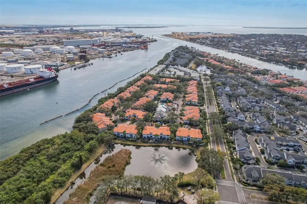 602 Seabreeze Court Tampa FL 33602