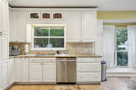 602 Seabreeze Court Tampa FL 33602