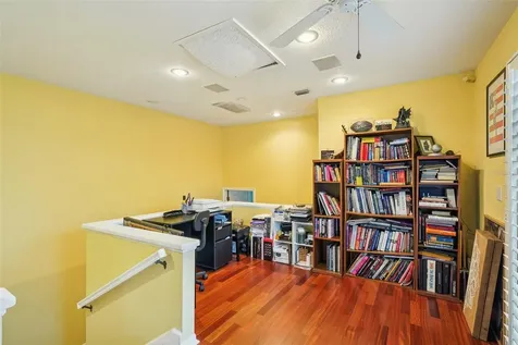 602 Seabreeze Court Tampa FL 33602