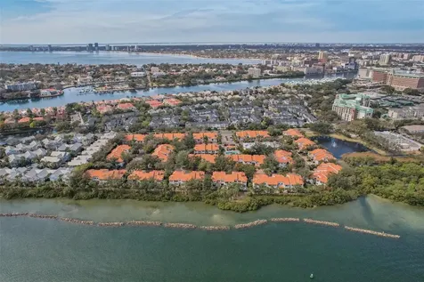 602 Seabreeze Court Tampa FL 33602