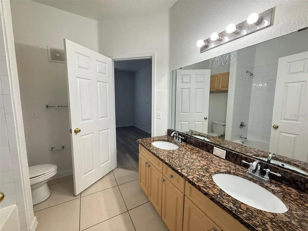 3611 Conroy Road Orlando FL 32839