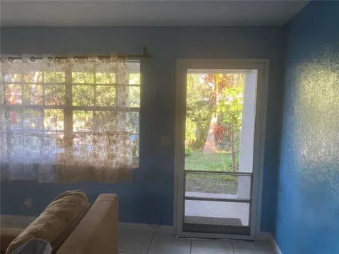 2873 SE 1st Place Boynton Beach FL 33435
