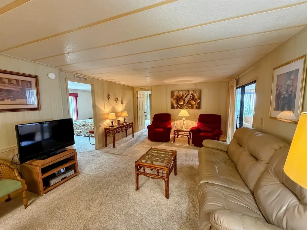 103 Lyonia Lane Wildwood FL 34785