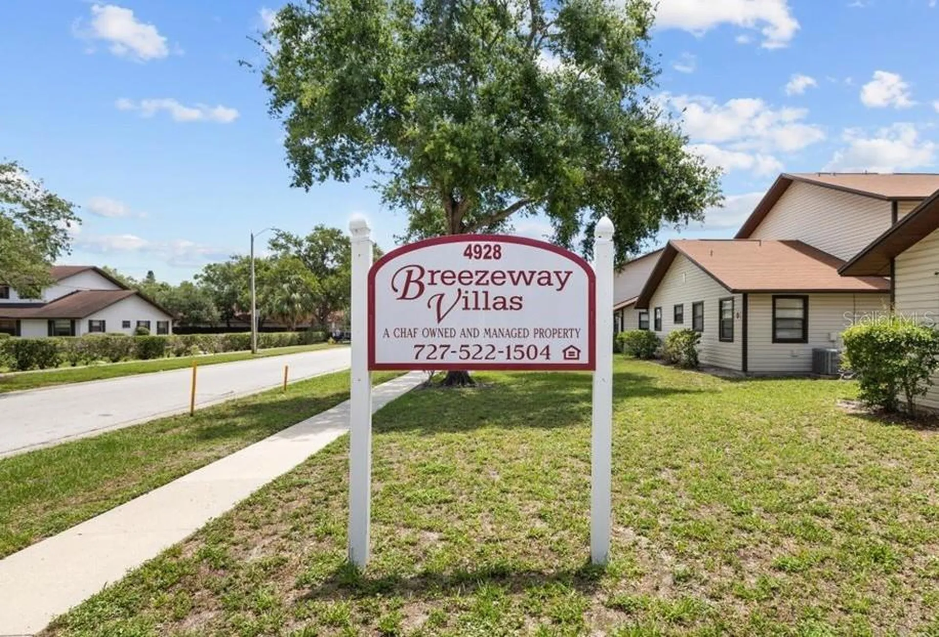 4945 91st Avenue N Pinellas Park FL 33782