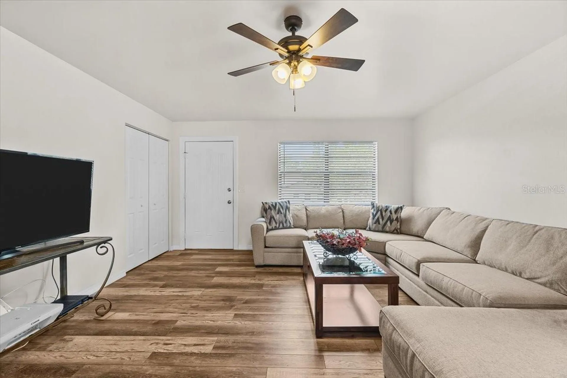 4945 91st Avenue N Pinellas Park FL 33782
