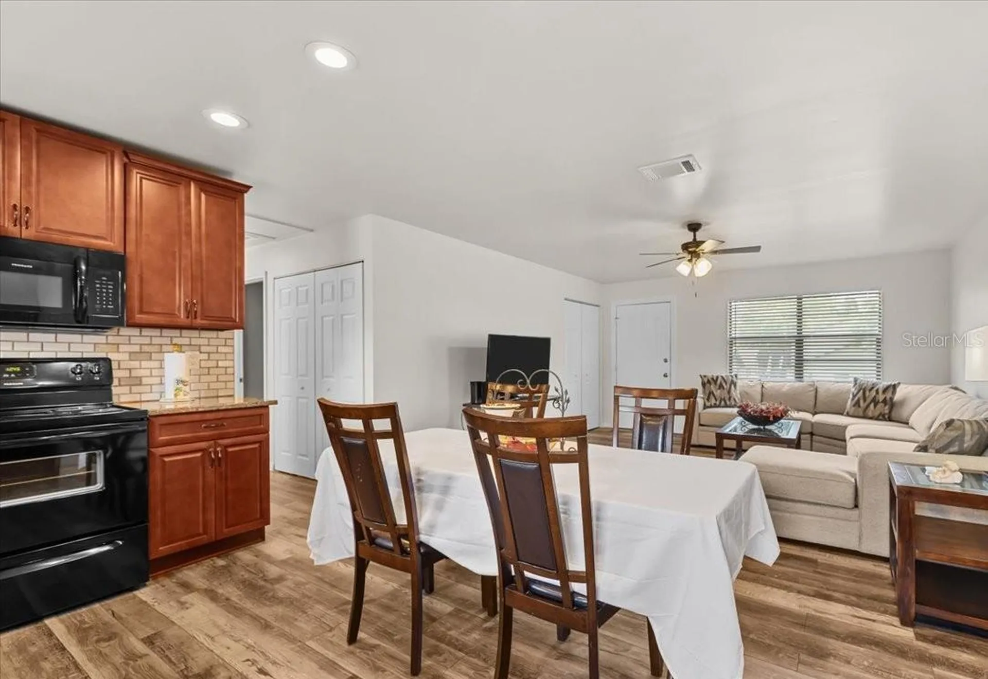 4945 91st Avenue N Pinellas Park FL 33782