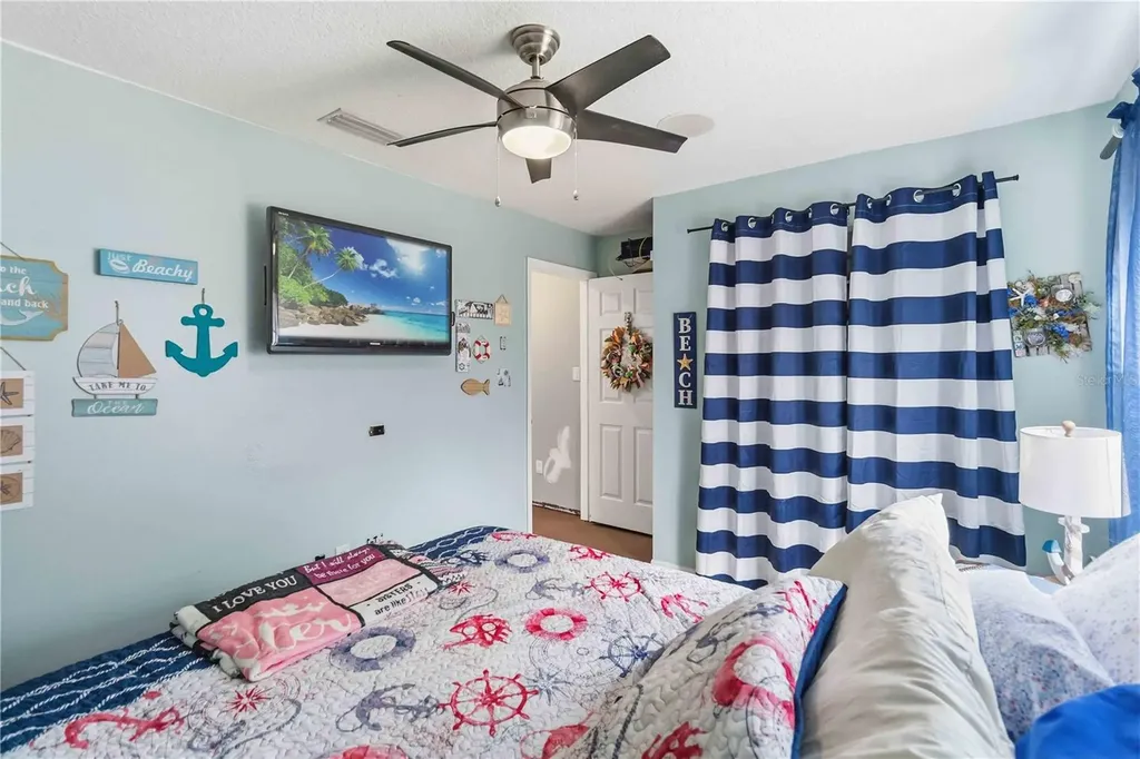 26141 Grassey Sprain Avenue Sorrento FL 32776