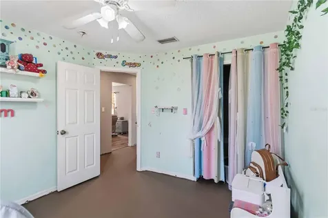 26141 Grassey Sprain Avenue Sorrento FL 32776