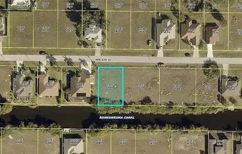 2042 NW 4th Street Cape Coral FL 33993