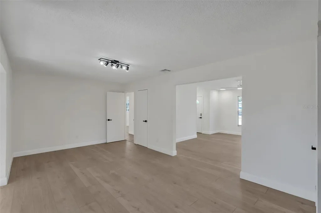 1303 Charles Street Orlando FL 32808